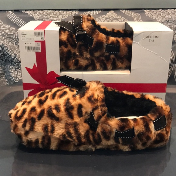 jessica simpson leopard slippers